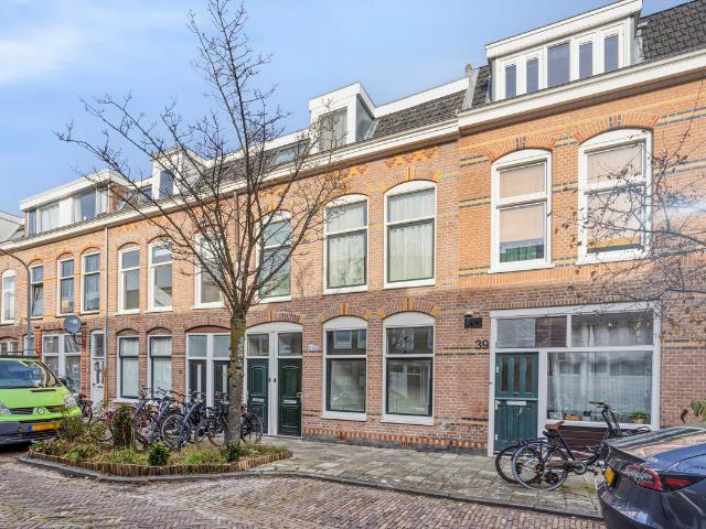 Benedenwoning te koop in Haarlem, Noord Holland