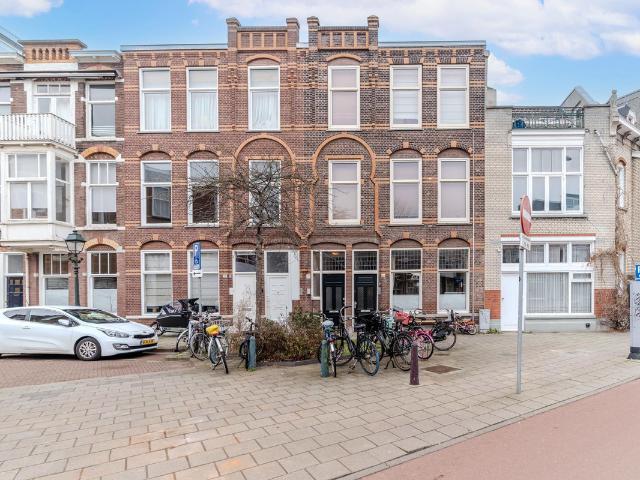 Bovenwoning te koop in Bomenbuurt, Zuid Holland