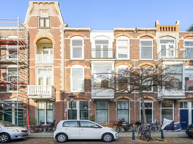Bovenwoning te koop in Den Haag, Zuid Holland