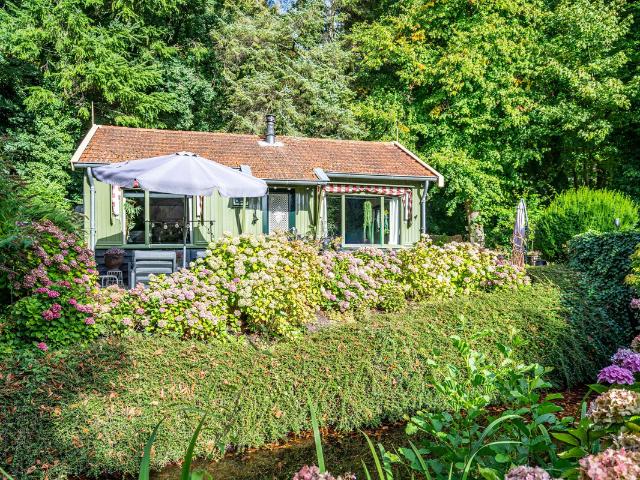 Bungalow te koop in Leiden, Zuid Holland