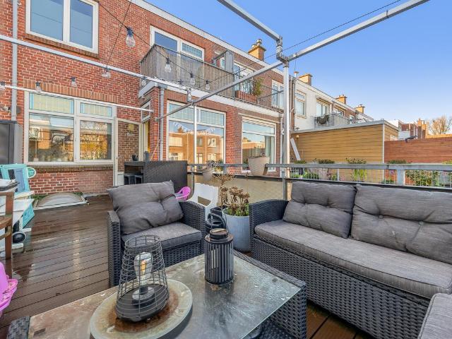 Bovenwoning te koop in Oud Rijswijk, Rijswijk