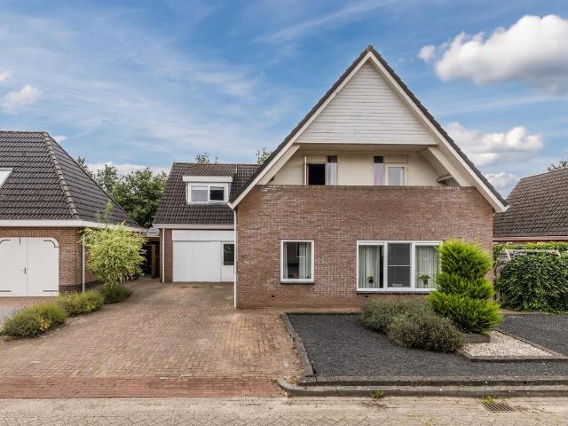 Eengezinswoning te koop in Hollandscheveld