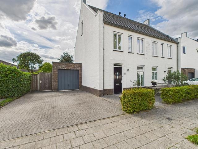 Eengezinswoning te koop in Hulst, Zeeland