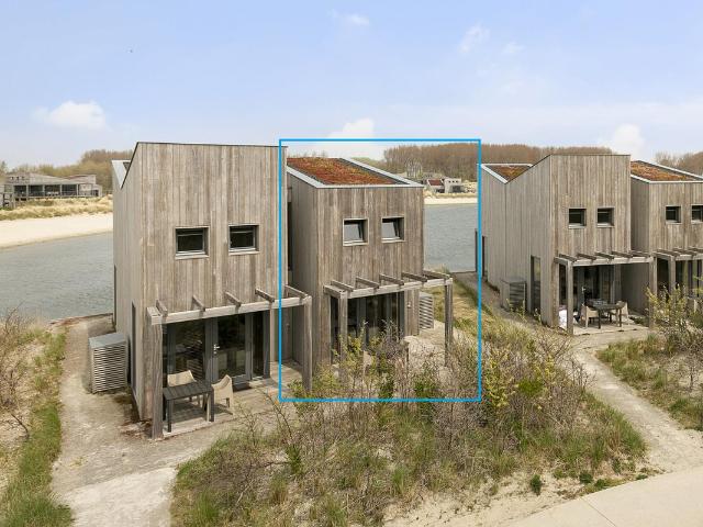 Bungalow te koop in Ouddorp, Zuid Holland