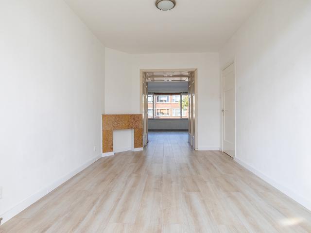 Bovenwoning te koop in Den Haag, Zuid Holland