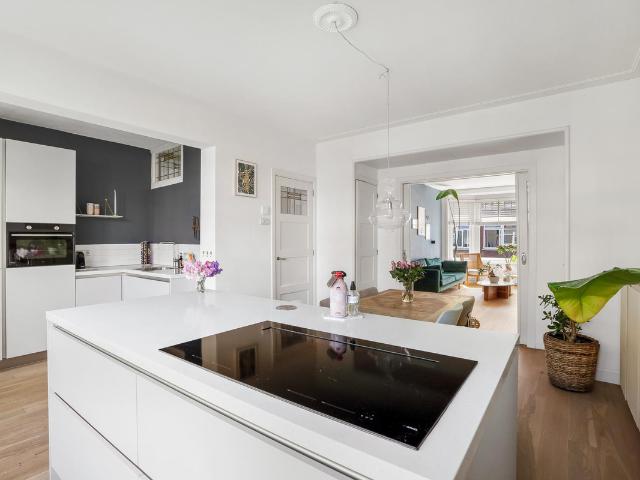 Bovenwoning te koop in Rotterdam, Blijdorp