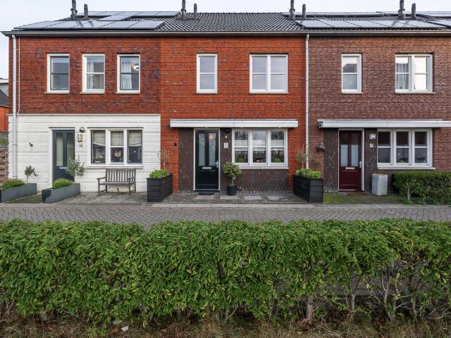 Woning te koop in Wormerveer, Noord Holland