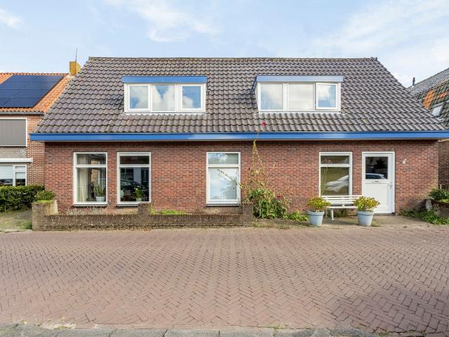 Eengezinswoning te koop in Egmond-binnen, Egmond-Binnen