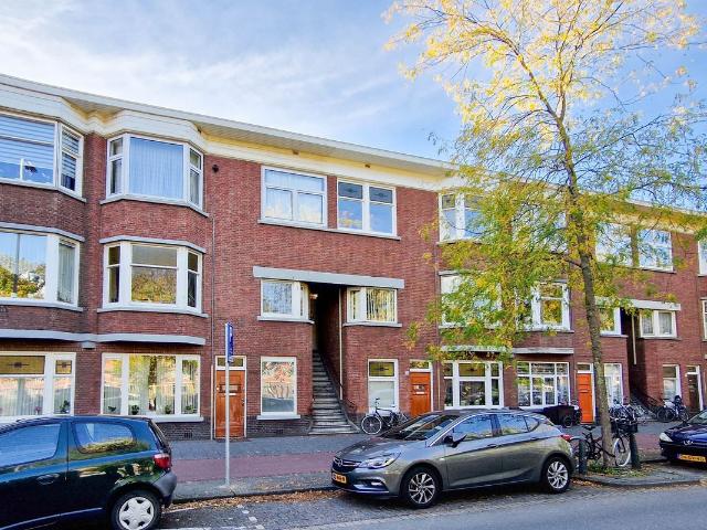 Bovenwoning te koop in Den Haag, Zuid Holland