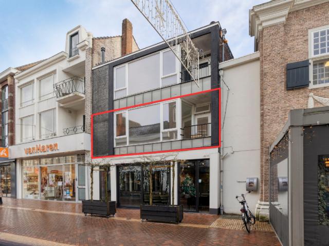 Bovenwoning te koop in Binnenstad, Almelo