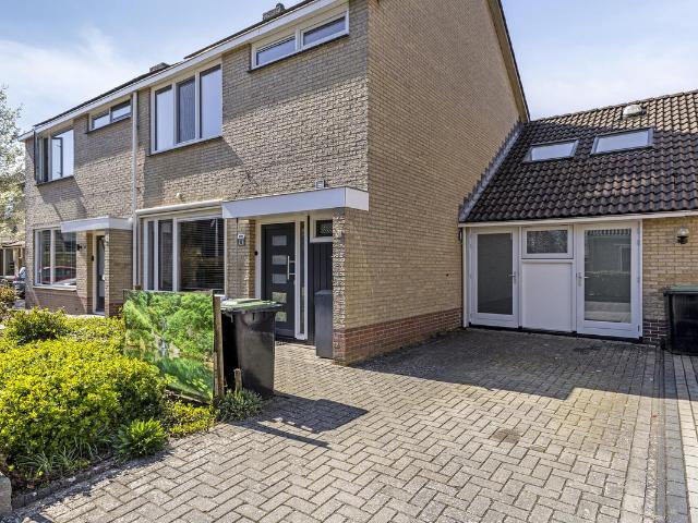 Eengezinswoning te koop in Dronten