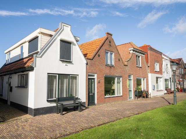 Woning te koop in Oudeschild, Noord Holland