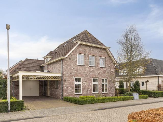 Villa te koop in Nieuwkuijk, Noord Brabant