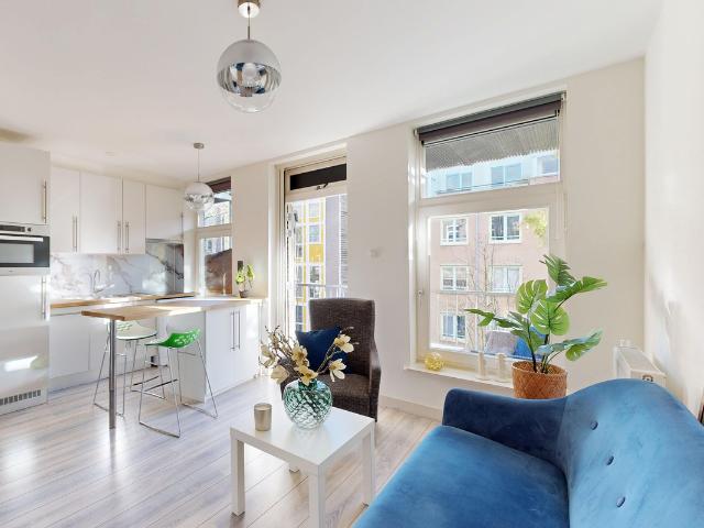 Bovenwoning te koop in West, Amsterdam