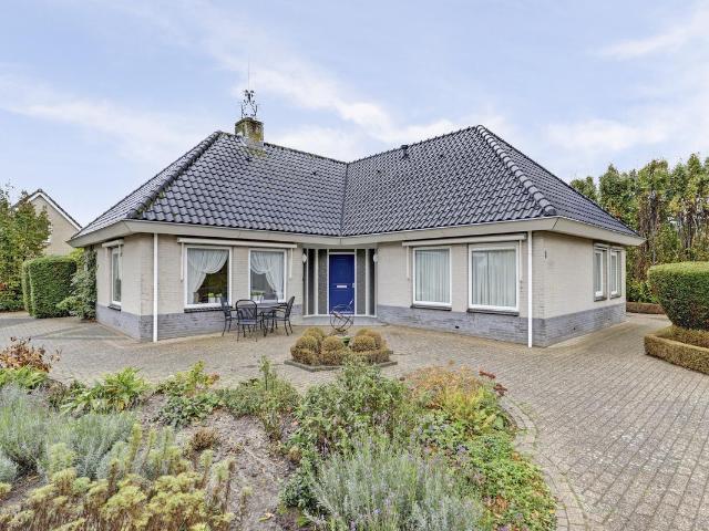 Chalet te koop in Nieuwerkerk, Zeeland