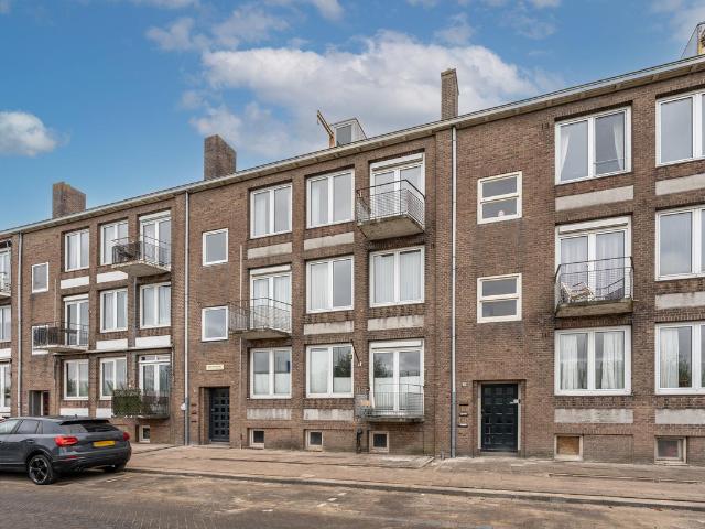 Bovenwoning te koop in Diemen-Zuid, Diemen