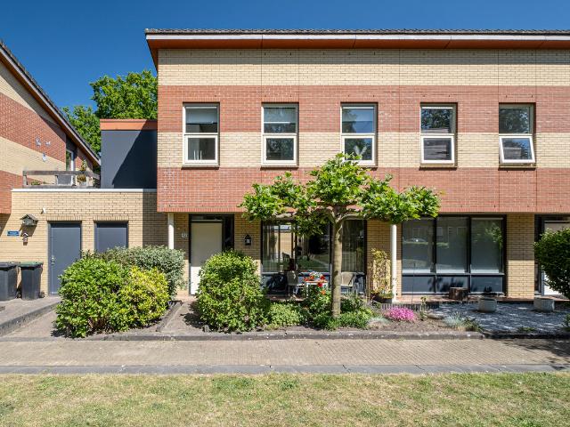 Eengezinswoning te koop in Enschede, Lonneker