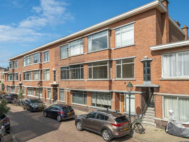 Bovenwoning te koop in 's-gravenhage, Scheveningen