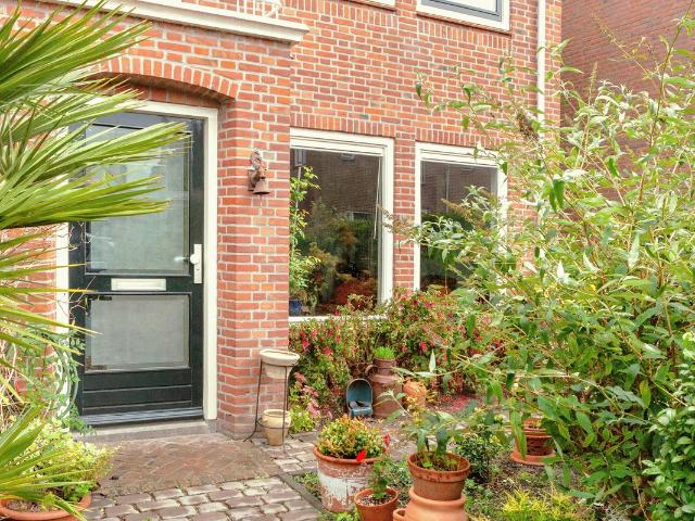 Woning te koop in 's-gravenzande, Zuid Holland