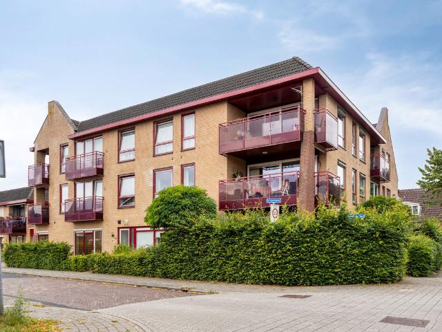 Bovenwoning te koop in Enter, Enter