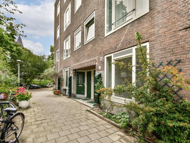 Benedenwoning te koop in Amsterdam, Landlust