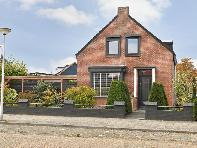 Woning te koop in Welberg, Steenbergen