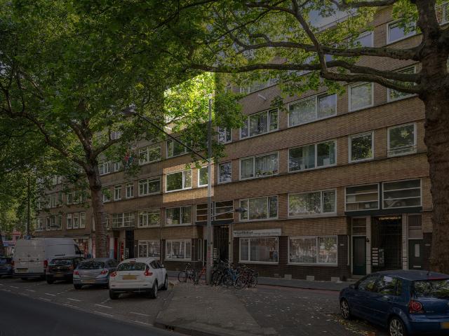 Bovenwoning te koop in Rotterdam, Bloemhof