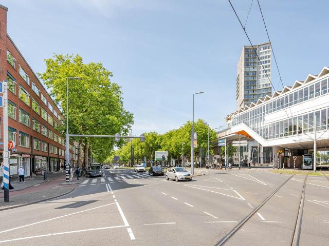Bovenwoning te koop in Rotterdam, Bloemhof