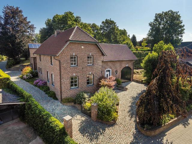 Woonboerderij te koop in Quabeek, Bingelrade