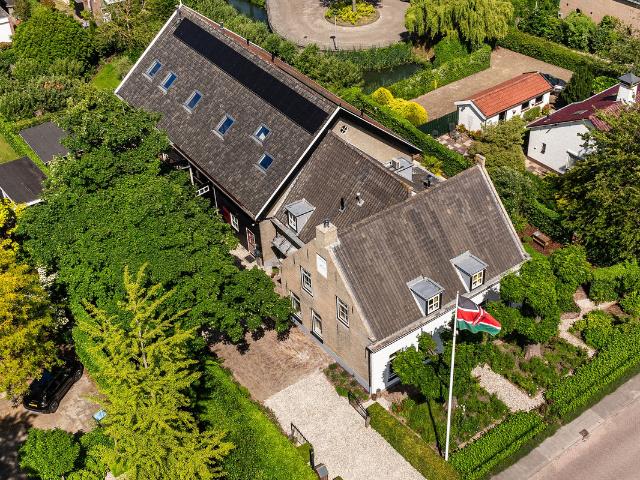 Woonboerderij te koop in Hendrik-ido-ambacht, Zuid Holland