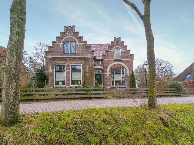 Tussenwoning te koop in Twisk, Noord Holland