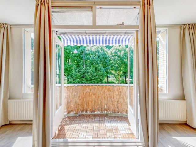 Bovenwoning te koop in Amsterdam, Venserpolder