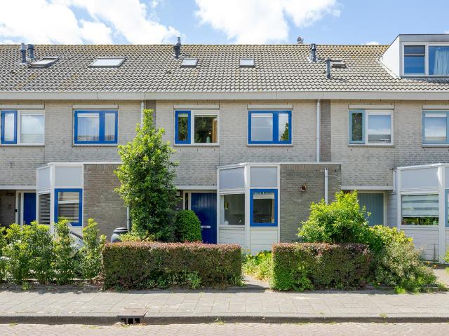 Eengezinswoning te koop in Voorschoten, Starrenburg