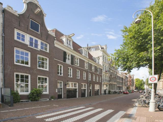 Bovenwoning te koop in Centrum, Amsterdam