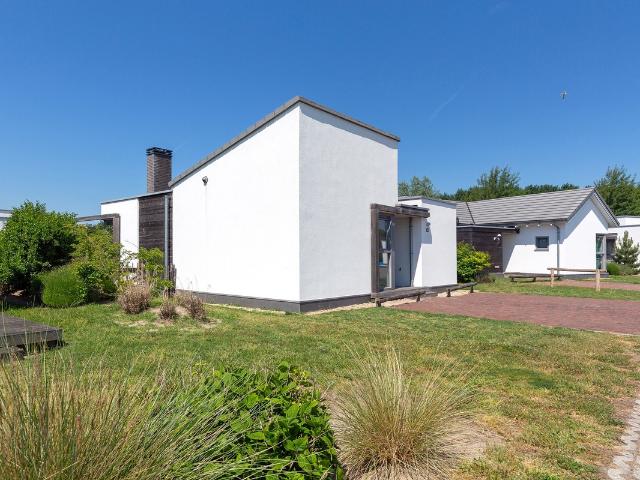 Bungalow te koop in Ouddorp, Zuid Holland
