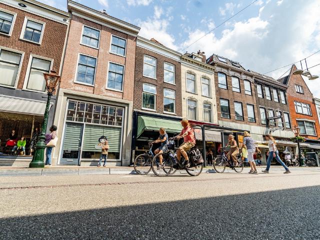 Bovenwoning te koop in Binnenstad, Leiden
