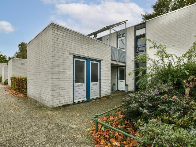 Benedenwoning te koop in Almere-haven, Flevoland