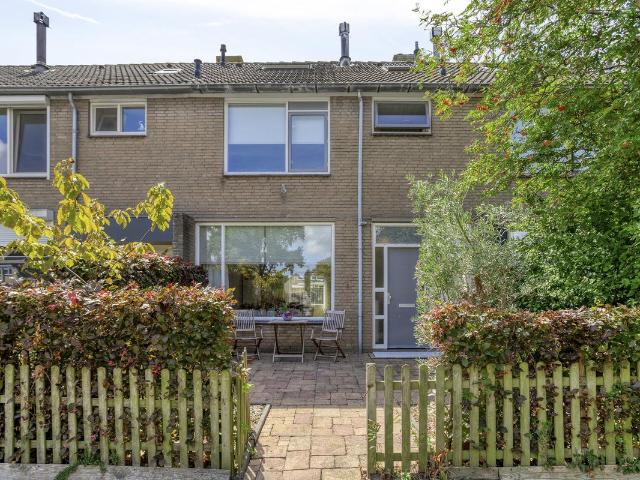 Eengezinswoning te koop in Zierikzee, Poortambacht Eengezinswoning te koop in Zierikzee, Poortambacht