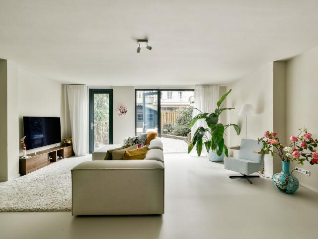 Benedenwoning te koop in Zuid, Amsterdam