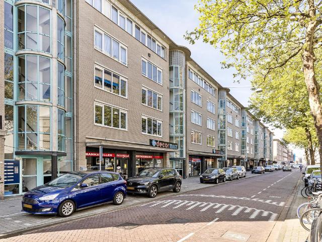 Bovenwoning te koop in Amsterdam, Oost