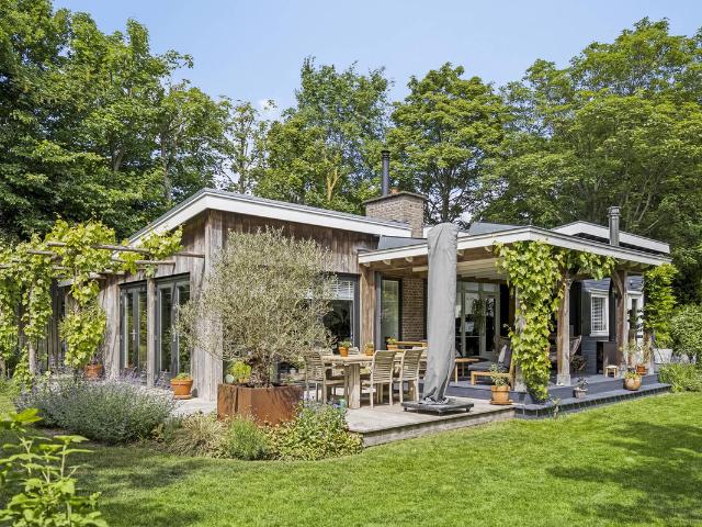 Bungalow te koop in Renesse