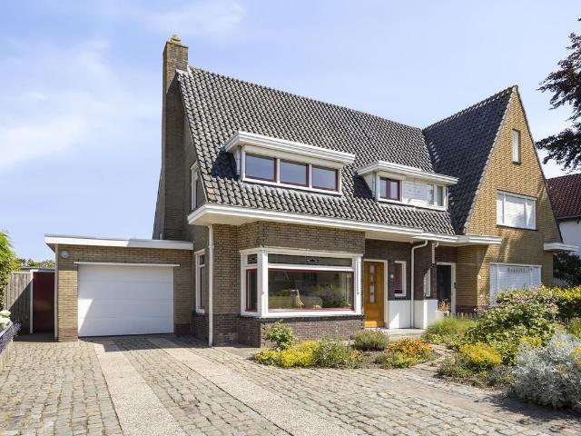 Eengezinswoning te koop in Terneuzen, Lievenspolder