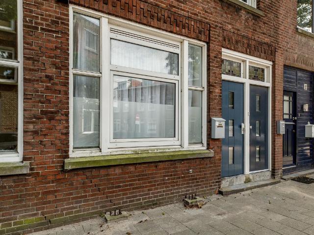 Benedenwoning te koop in Overschie, Rotterdam