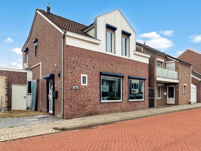 Woning te koop in Erenstein, Kerkrade