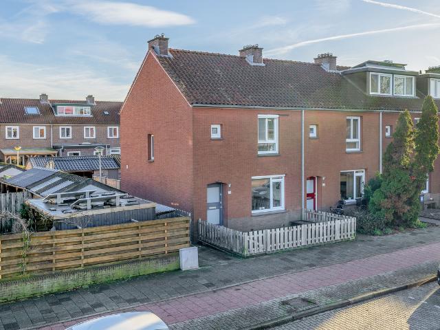 Woning te koop in Bomenwijk, Waddinxveen