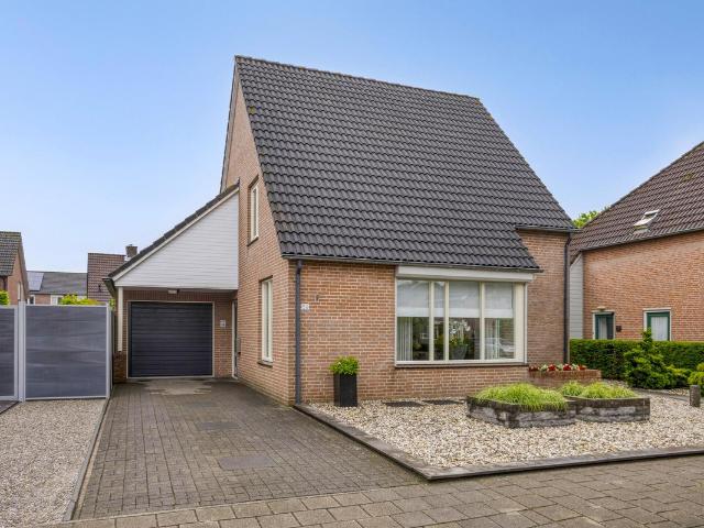 Eengezinswoning te koop in Langenboom
