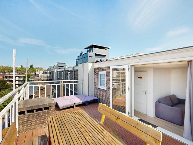 Bovenwoning te koop in Amsterdam, West
