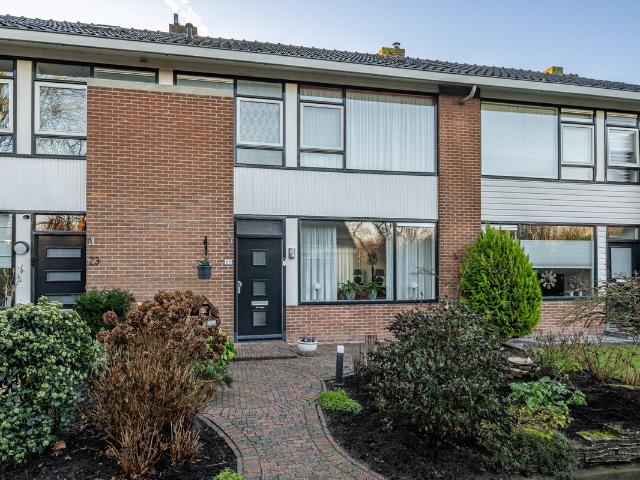 Woning te koop in Middelharnis, Zuid Holland