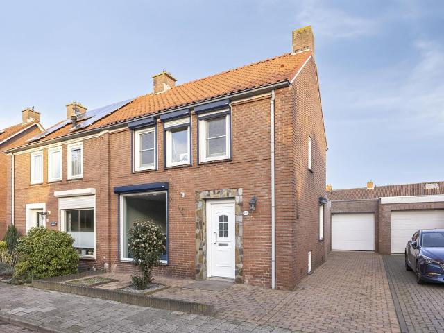 Woning te koop in Bergen Op Zoom, Noord Brabant