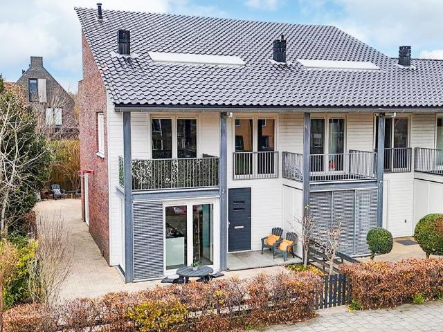 Eengezinswoning te koop in Floriande, Hoofddorp